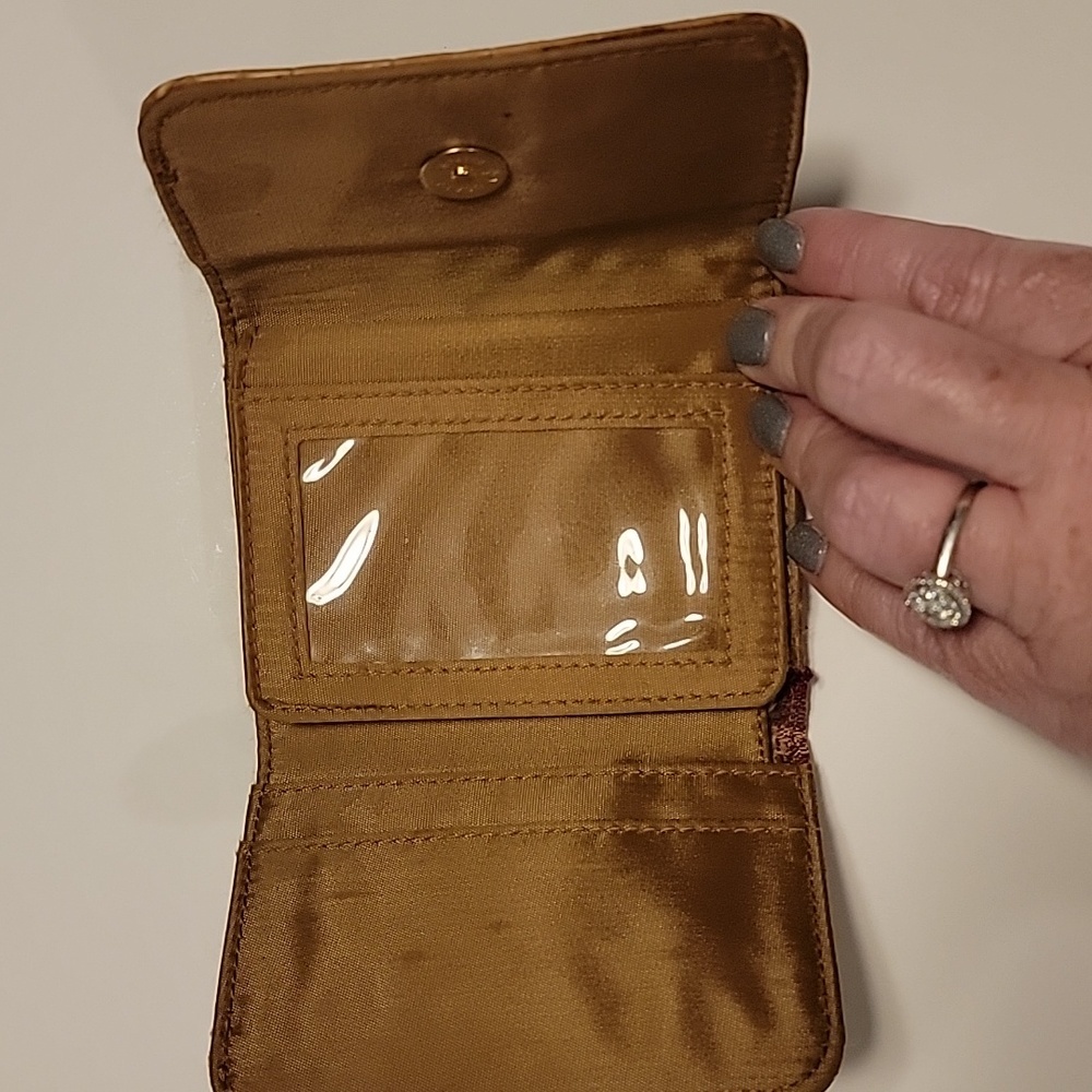 Longaberger Tan And Plaid Trifold Wallet - Picture 3 of 5